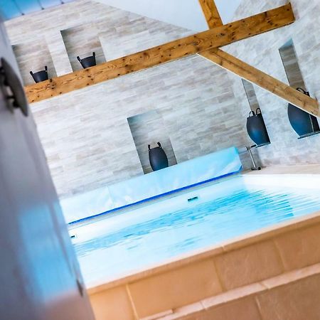 La Ferme De L'Oudon & Spa Berville  외부 사진